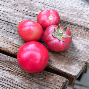 TOMAT - Strawberry Waterfall